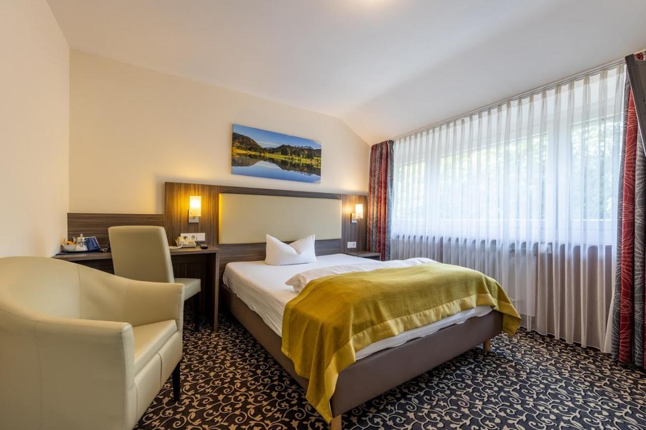 Thermen Hotel & Restaurant Bad Soden Бад-Зоден-ам-Таунус Екстер'єр фото